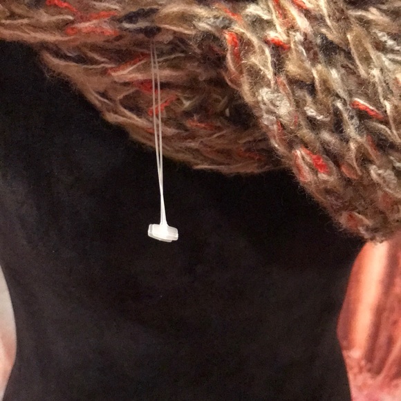 Scarf - Picture 3 of 4